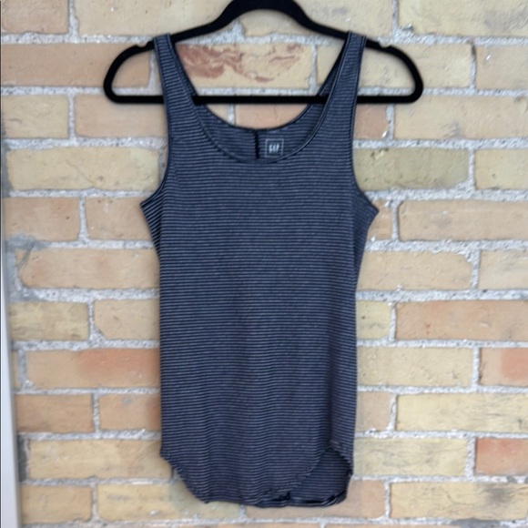 GAP Striped Women's Tank Top - Picture 1 of 3